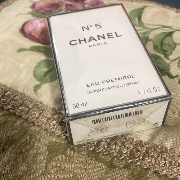 Chanel No 5 - Picture 3 of 3